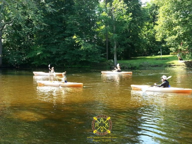 Kayaking the Apple River!