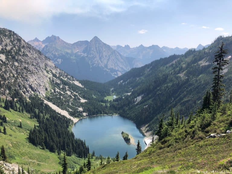 Lake Anne in the middle of the Maple Pass Loop.