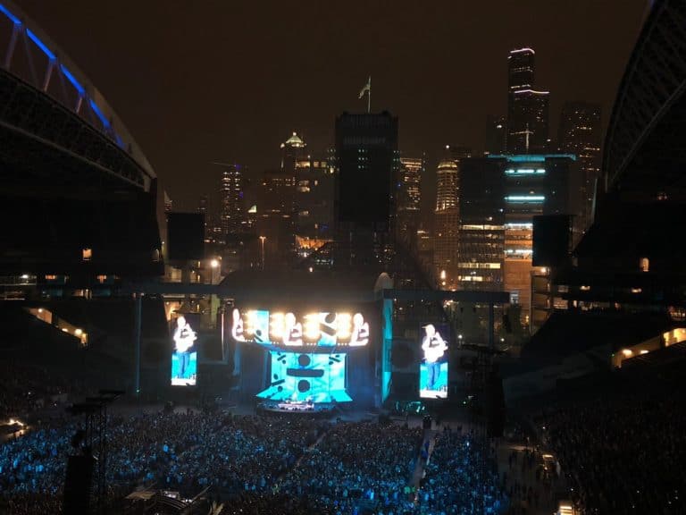 Ed Sheeran crushing it at Century Link Field!