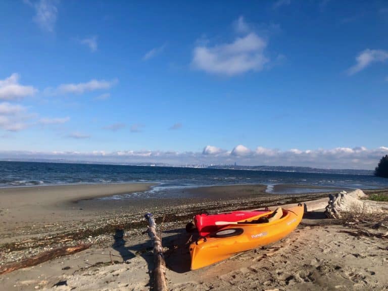 We accessed the island at the NW tip and parked our kayaks here during our hike.