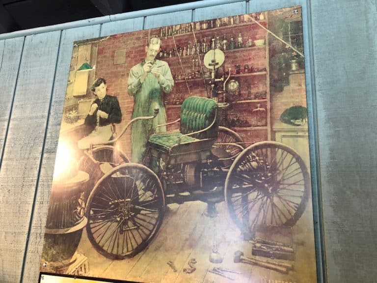 We found a picture of one of the first "cars."