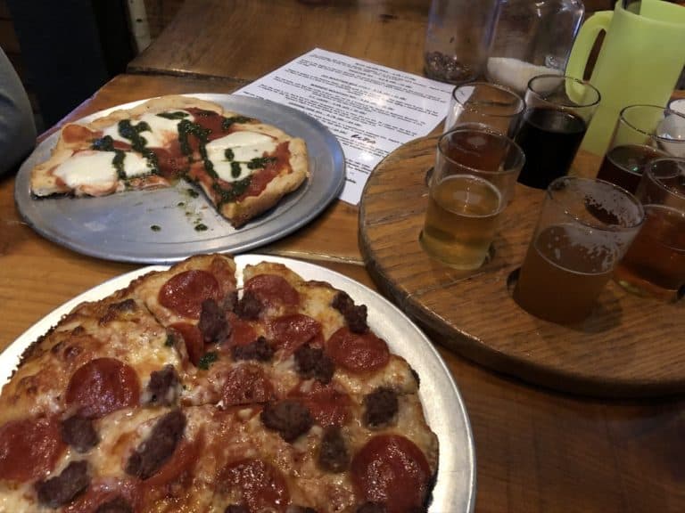 Good beers and pizzas!