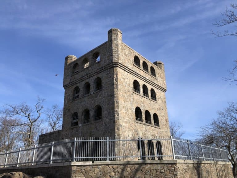 This is the tower in the middle of the park you can climb to the top of!