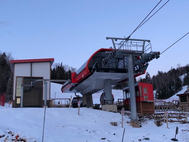 Gondola starts running at 9:30 am on Saturdays