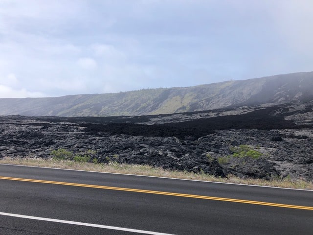 Crater Rim Drive - the darker black you see of newer lava and the grey is older lava.